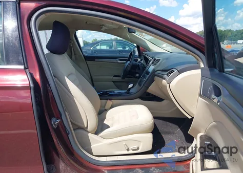 2015 Ford Fusion Se z USA, uszkodzony, nr VIN 3FA6P0H73FR198420